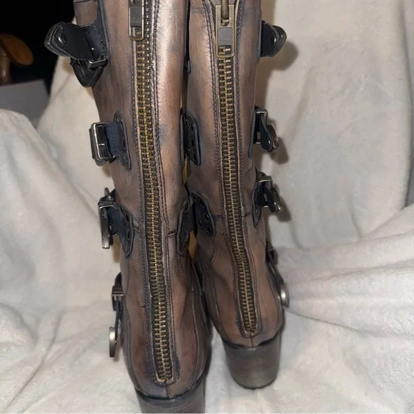 EUC size 11 black Notorious - Picture 3 of 7